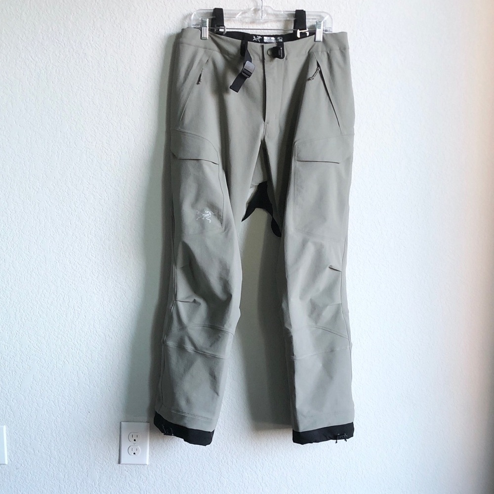 Arc’teryx Mens Outdoor Softshell Pants Ski Snowboard Outdoor Medium Flaw